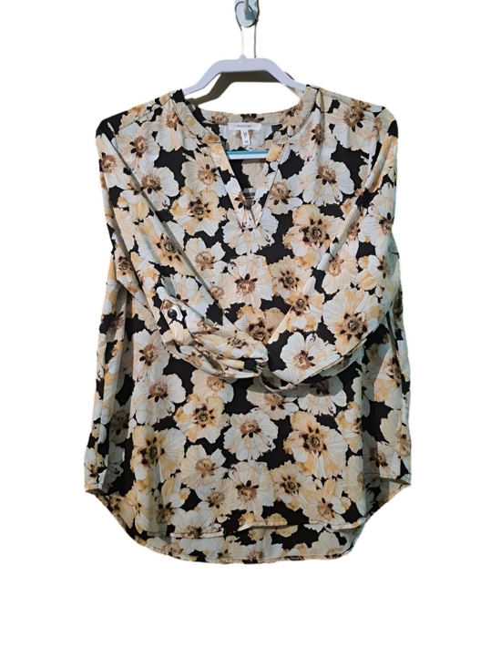 Maurices Tops - Maurices Floral V-Neck Blouse Size Medium